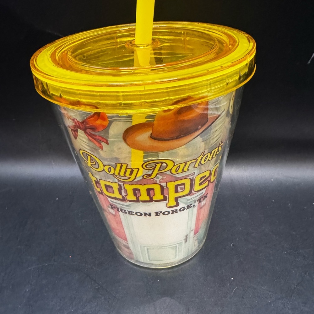 Dolly Parton Stampede Pigeon Forge Dinner Attraction Plastic Cup With Lid Straw